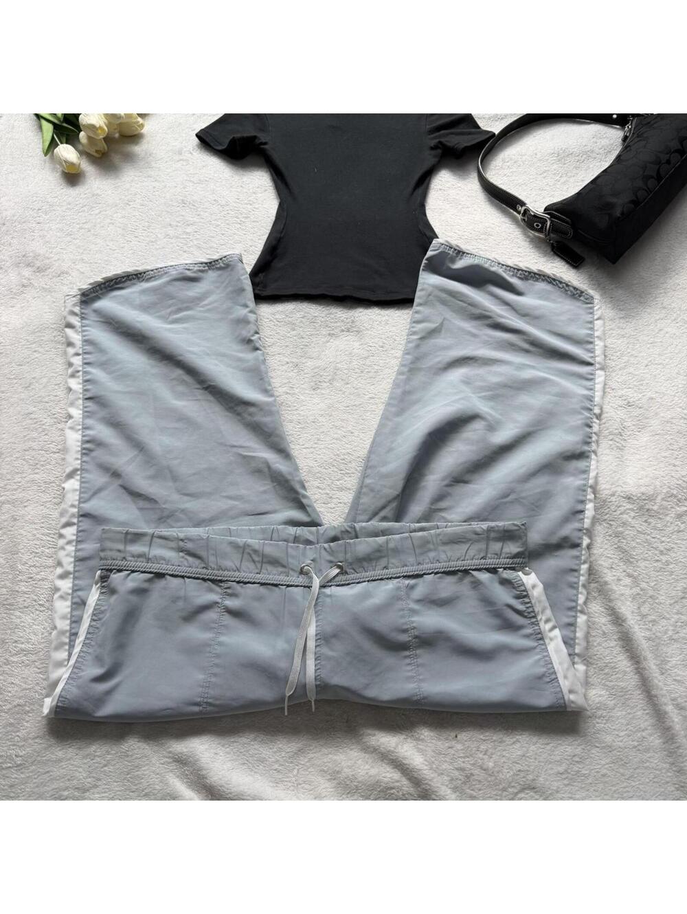 Low rise capri pants